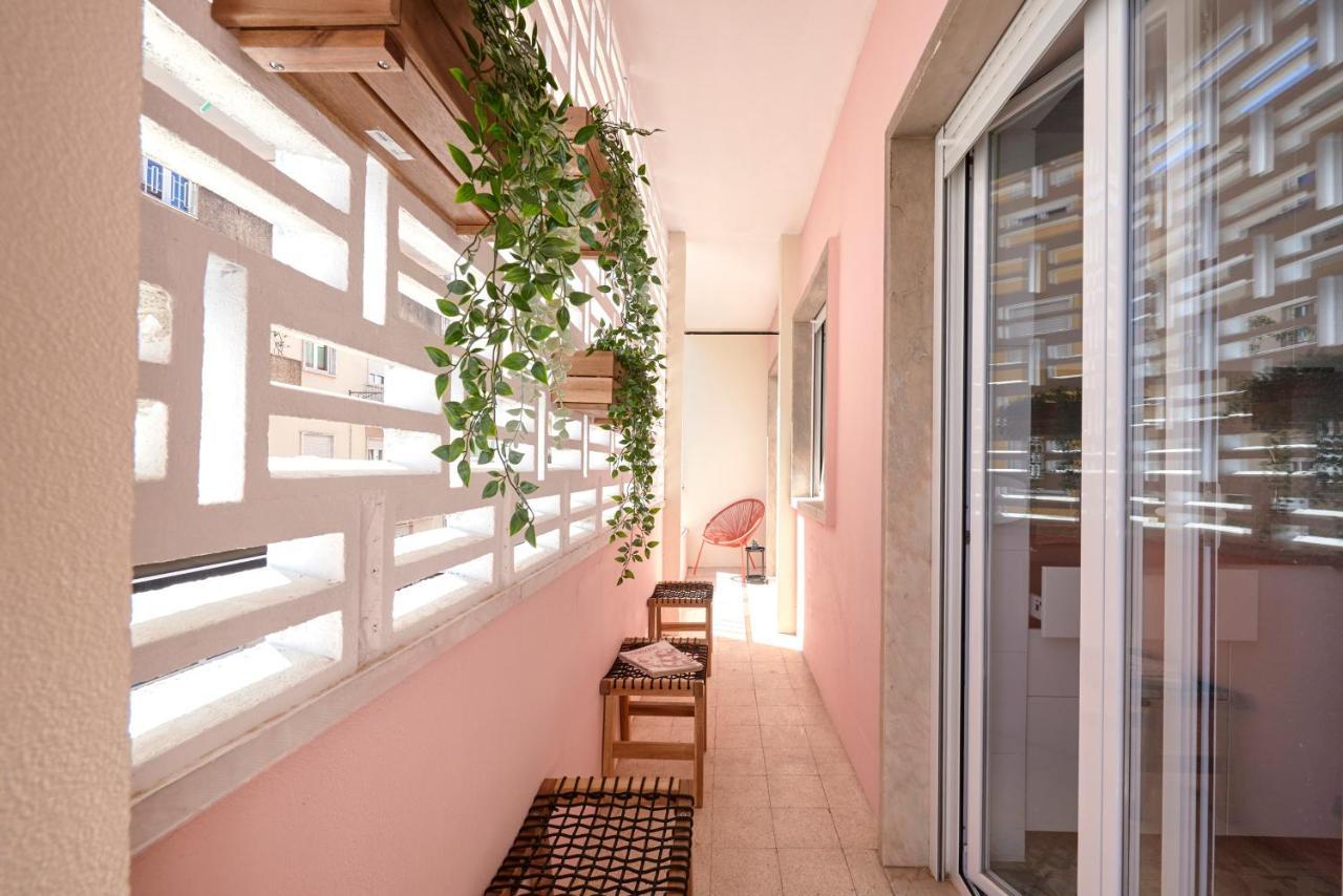 Enjoy The Sunny Balcony, By Timecooler Apartment Lisbon Exterior photo